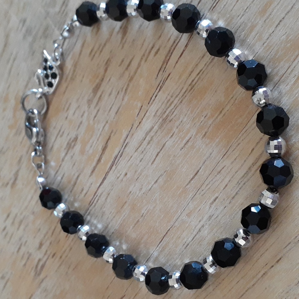 Authentic Swarovski Swan Stamped Bracelet MM102